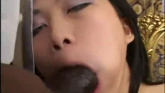 Chinese young girl filmed while she's fucked by a black
