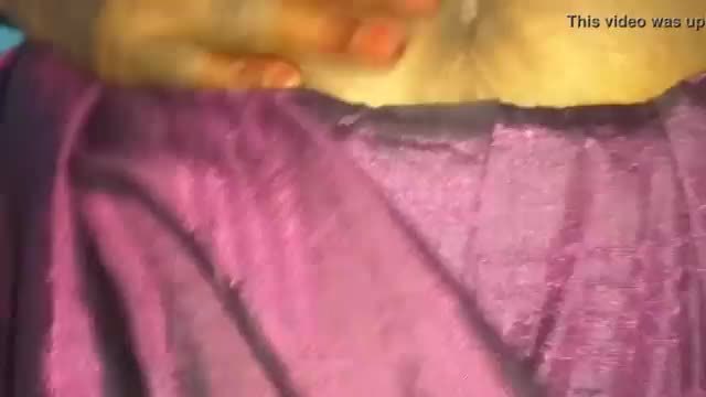 Unsatisfied indian mom pussy oozing